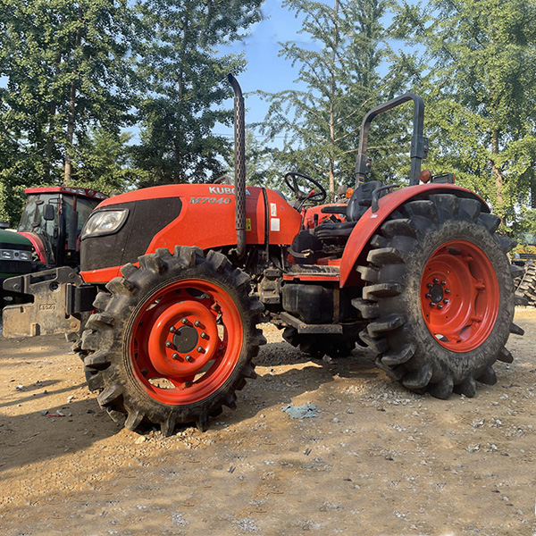 used Kubota M7040 70HP farm tractor 490mm ground clearance used Kubota M7040 70HP farm tractor 490mm ground clearance